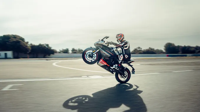 CF Moto 450SR : roue arrière