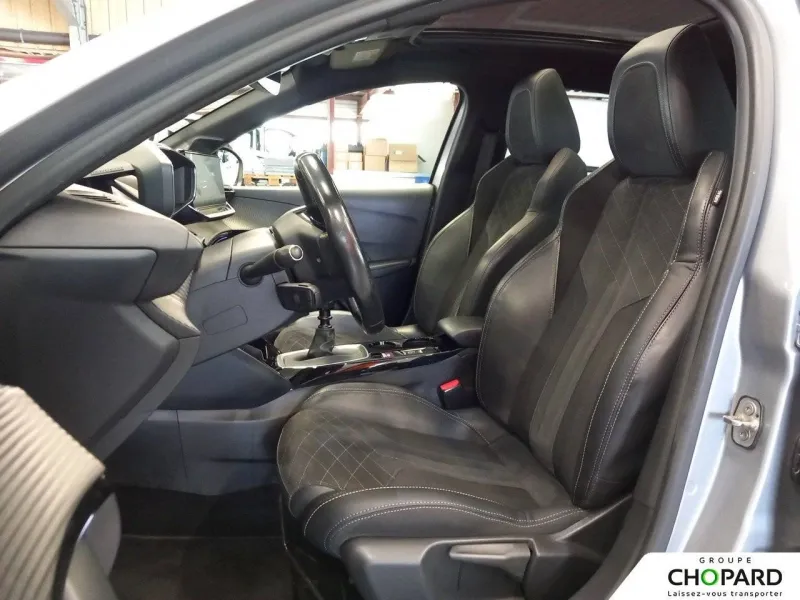 Image secondaire du véhicule 12