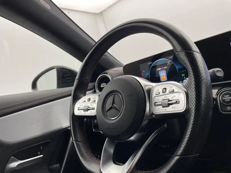 Image secondaire du véhicule 25