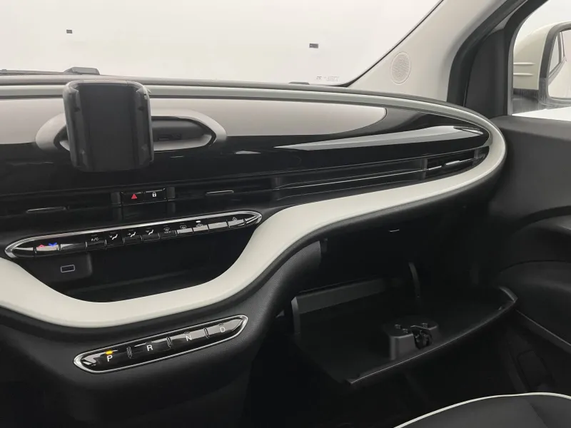 Image secondaire du véhicule 26