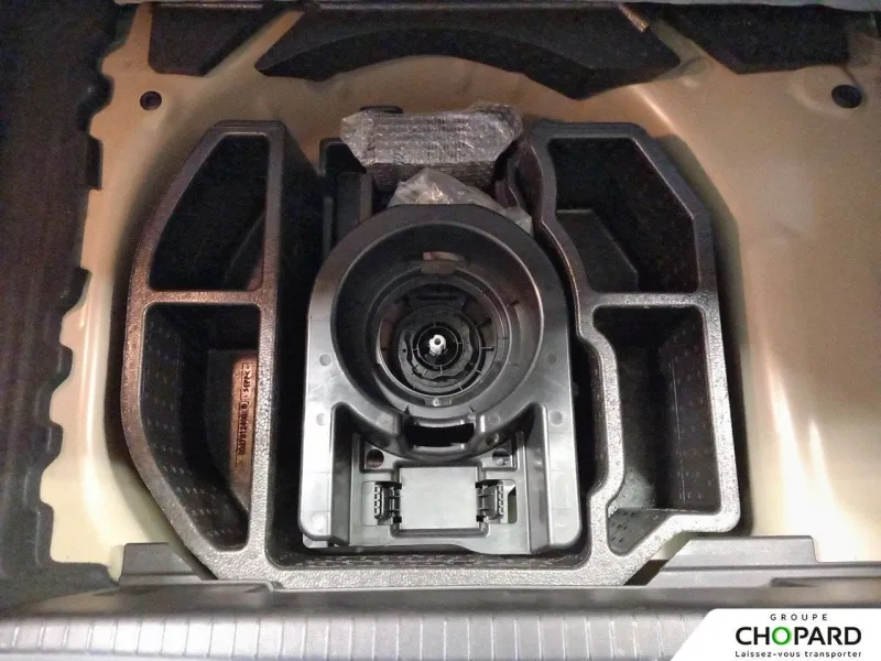 Image secondaire du véhicule 28