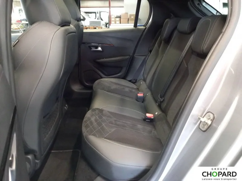 Image secondaire du véhicule 19