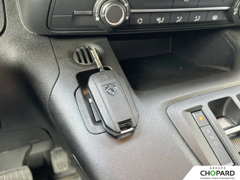 Image secondaire du véhicule 15