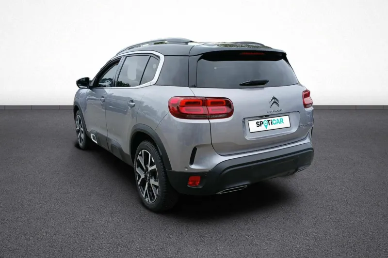 Image secondaire du véhicule 5