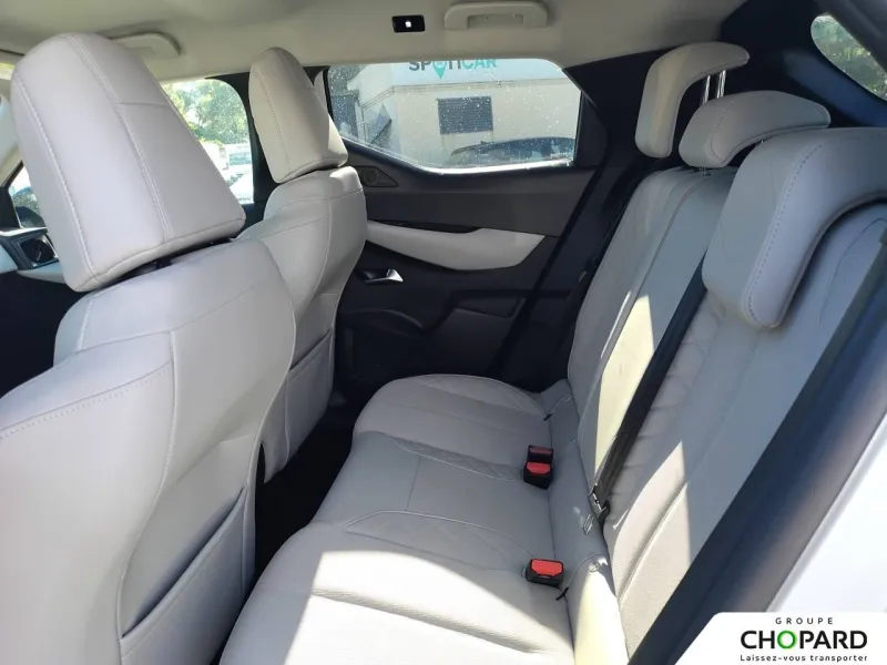 Image secondaire du véhicule 11