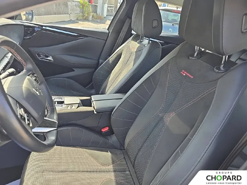 Image secondaire du véhicule 10