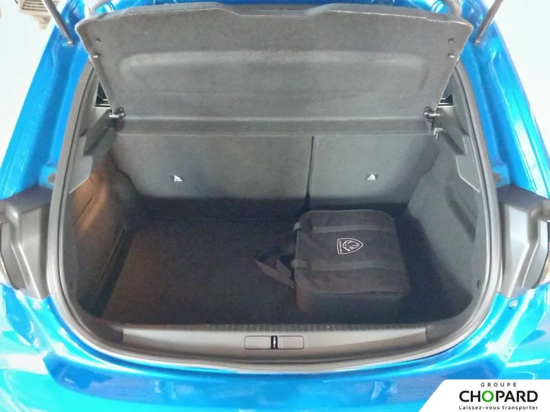 Image secondaire du véhicule 9