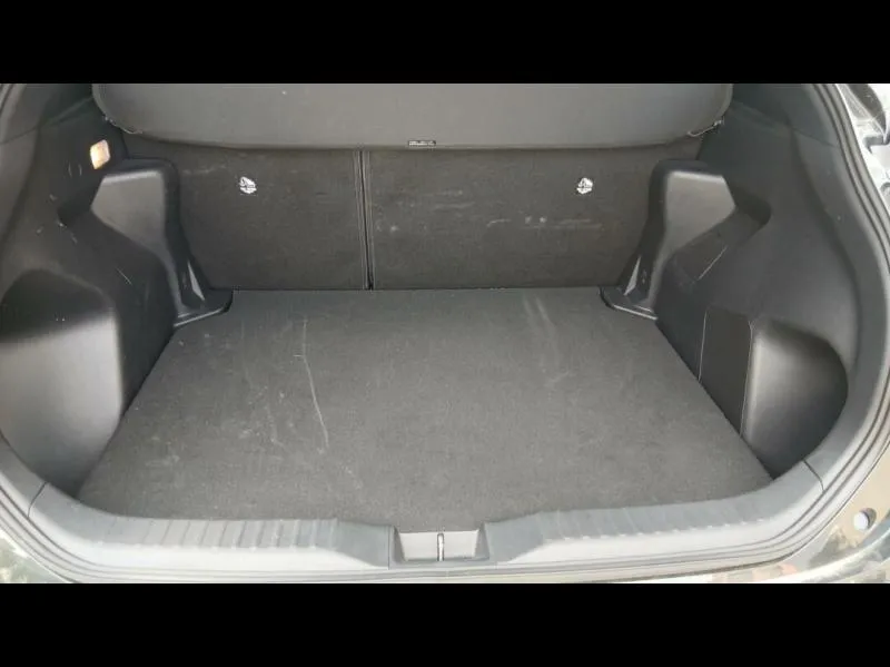 Image secondaire du véhicule 10