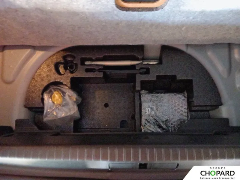 Image secondaire du véhicule 28