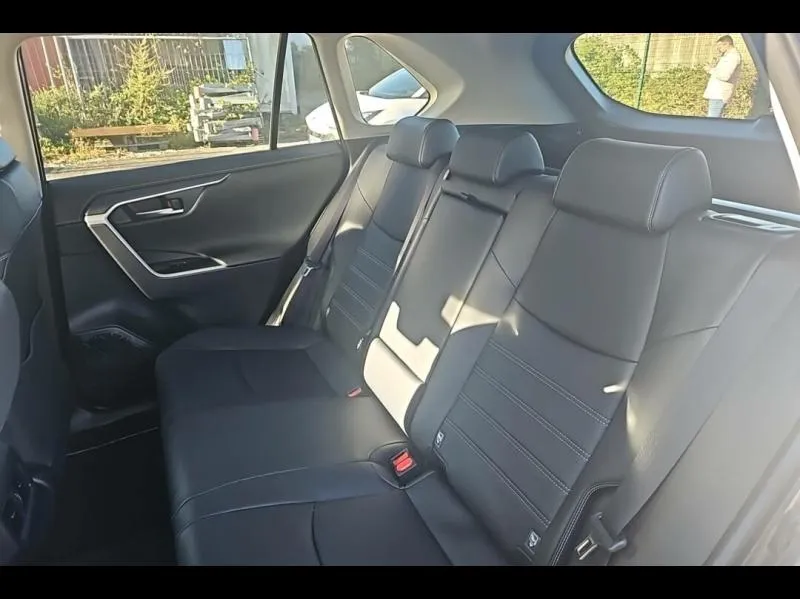 Image secondaire du véhicule 12