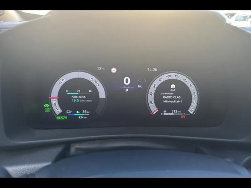 Image secondaire du véhicule 19