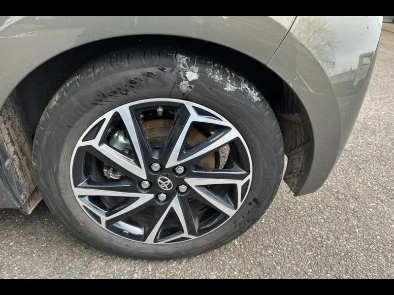 Image secondaire du véhicule 13