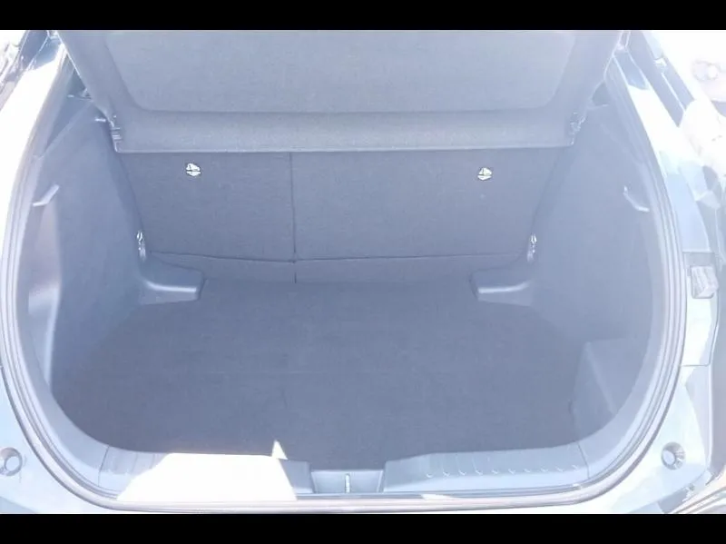 Image secondaire du véhicule 10