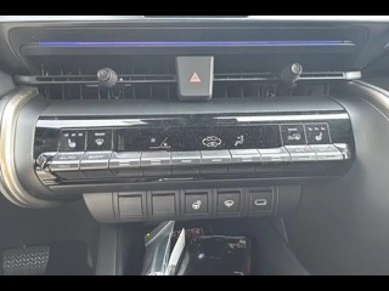 Image secondaire du véhicule 11