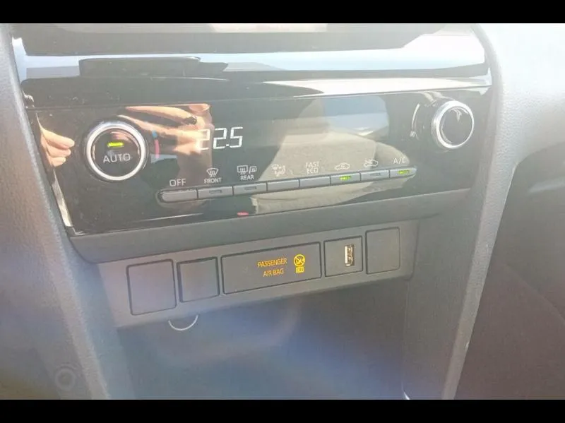 Image secondaire du véhicule 21