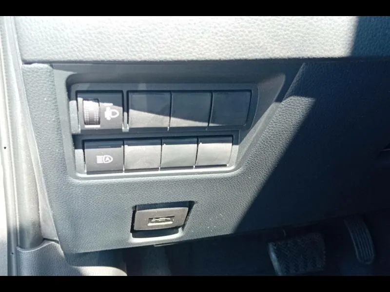 Image secondaire du véhicule 20