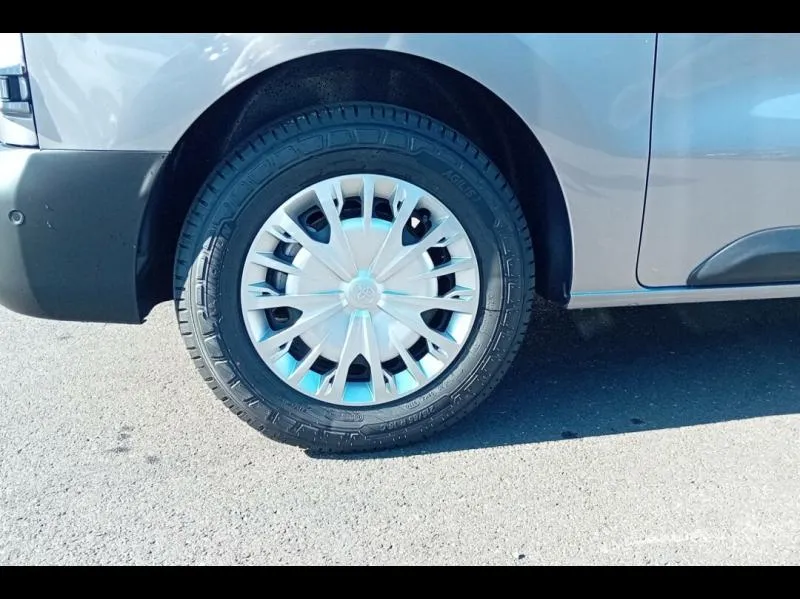 Image secondaire du véhicule 14