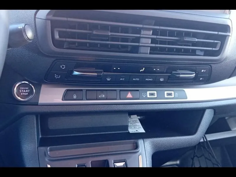 Image secondaire du véhicule 19