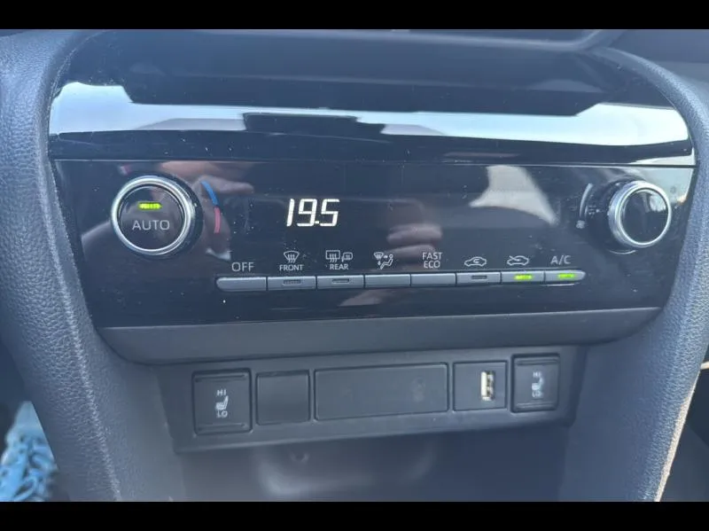 Image secondaire du véhicule 17