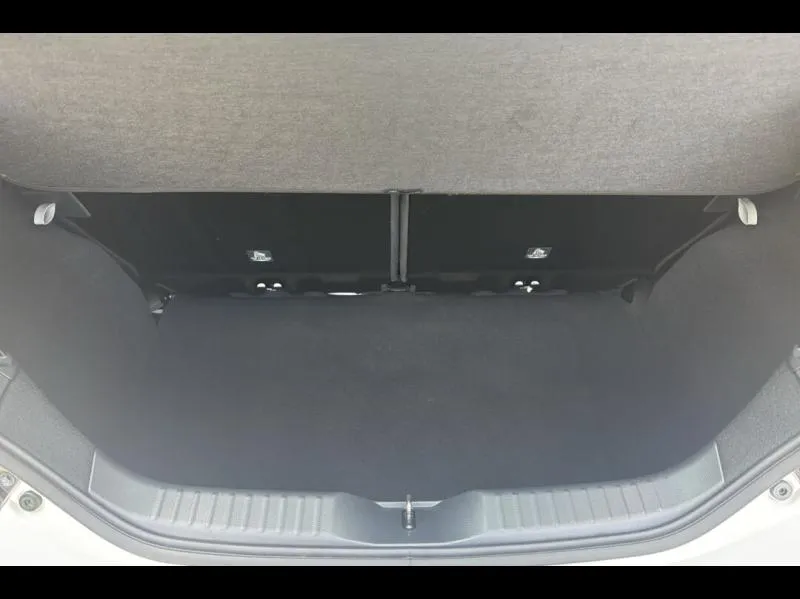 Image secondaire du véhicule 10