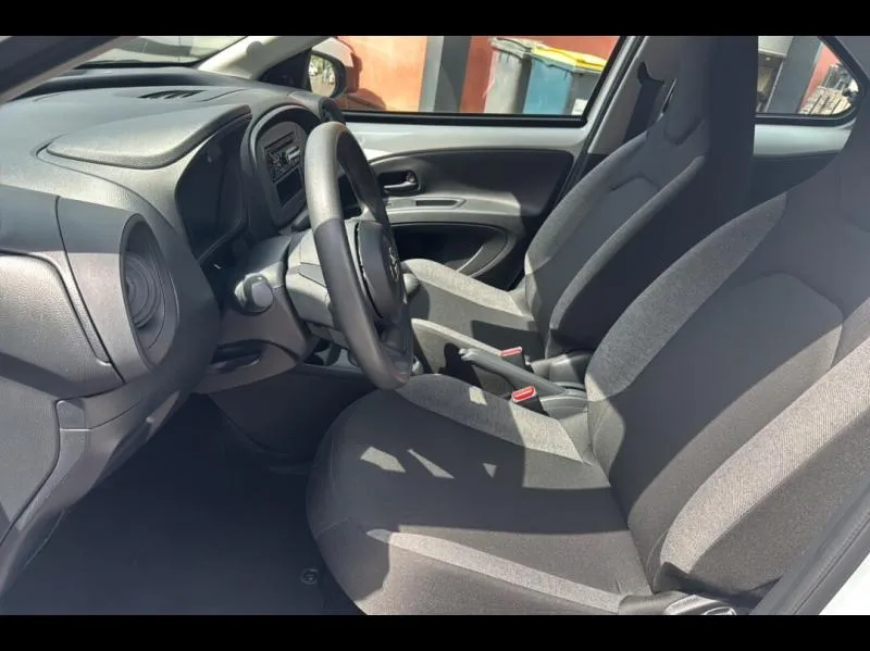 Image secondaire du véhicule 11