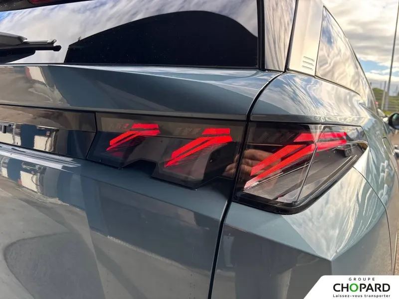 Image secondaire du véhicule 12