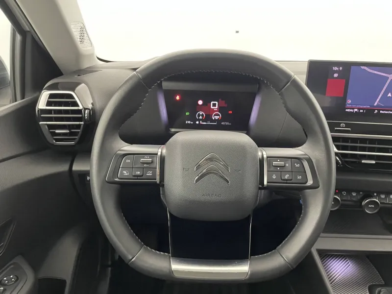 Image secondaire du véhicule 24