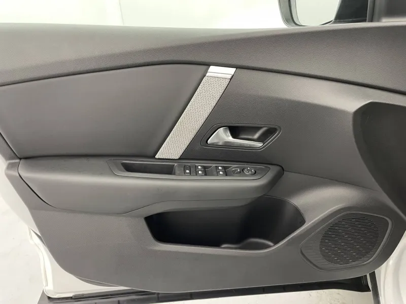 Image secondaire du véhicule 27