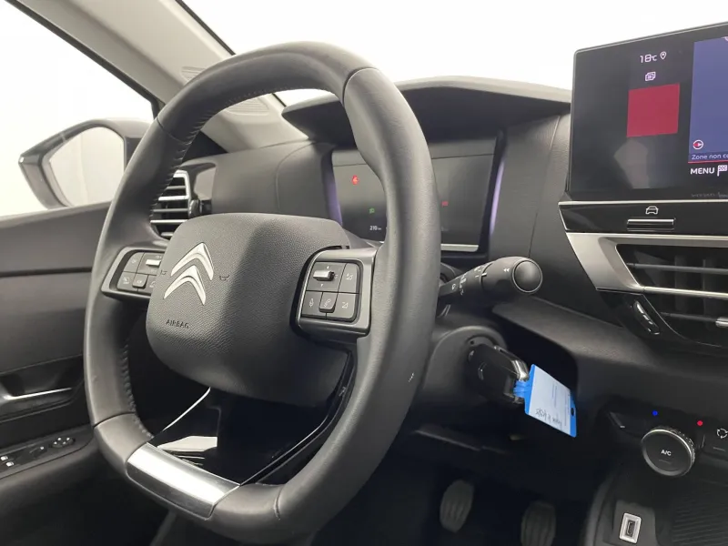 Image secondaire du véhicule 31