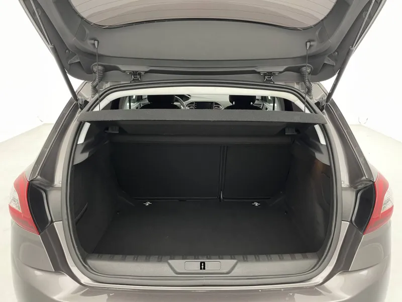 Image secondaire du véhicule 14