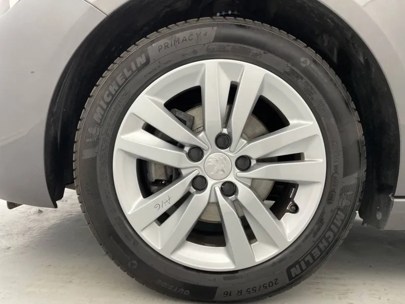 Image secondaire du véhicule 18