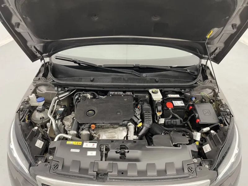 Image secondaire du véhicule 22