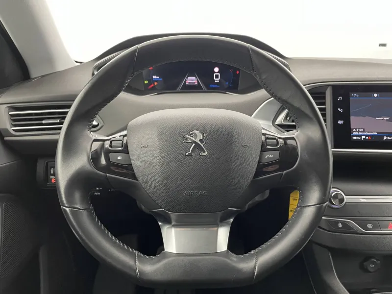 Image secondaire du véhicule 24