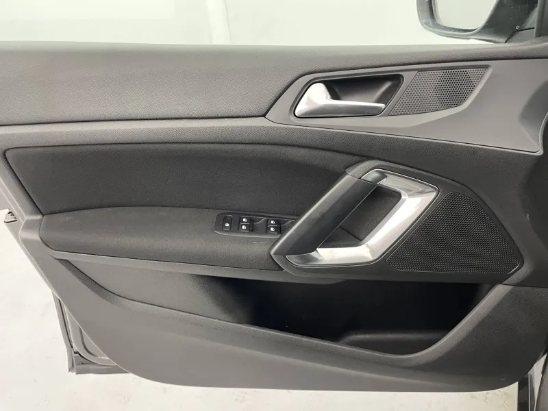 Image secondaire du véhicule 27