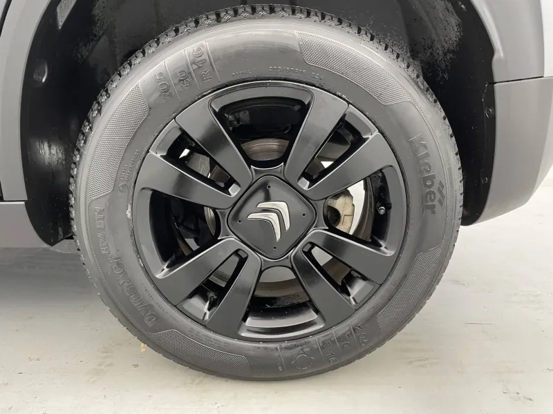 Image secondaire du véhicule 17