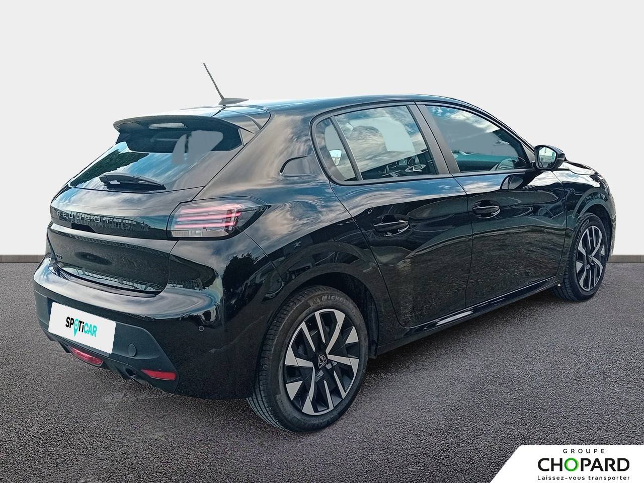 Image secondaire du véhicule 8