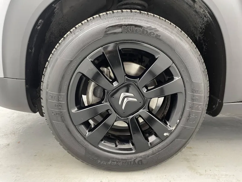 Image secondaire du véhicule 18