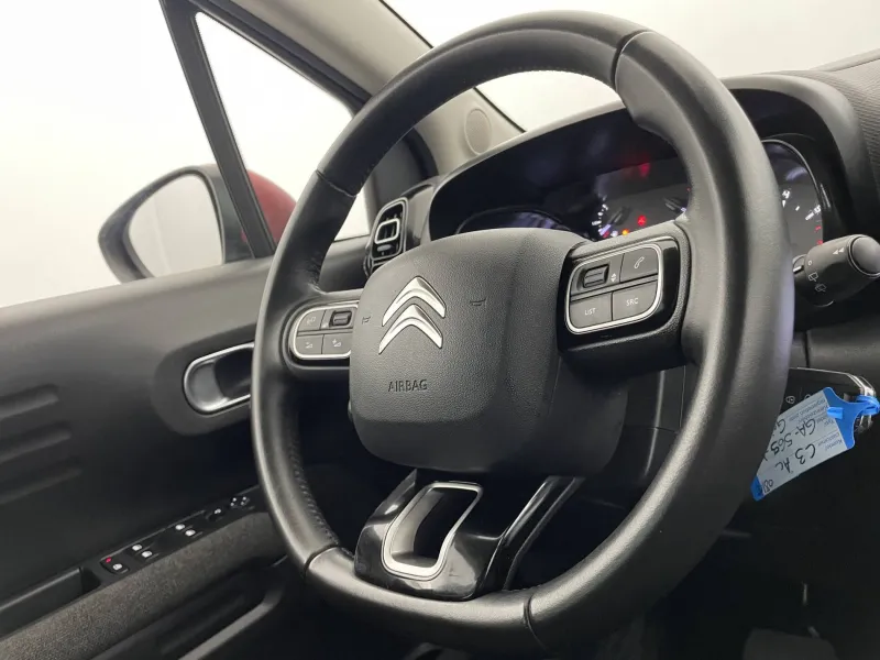 Image secondaire du véhicule 30