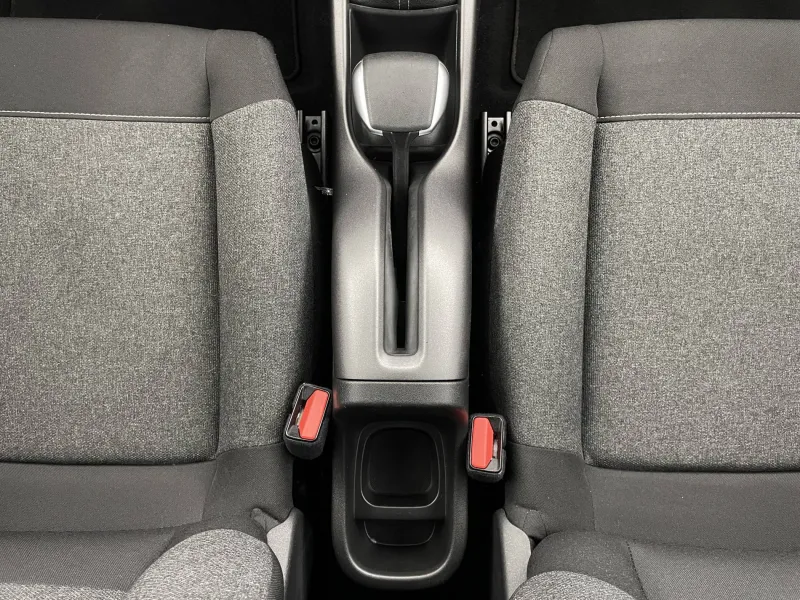 Image secondaire du véhicule 32