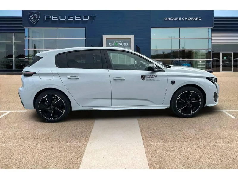 Image secondaire du véhicule 13