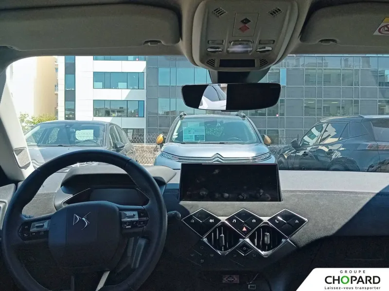 Image secondaire du véhicule 9