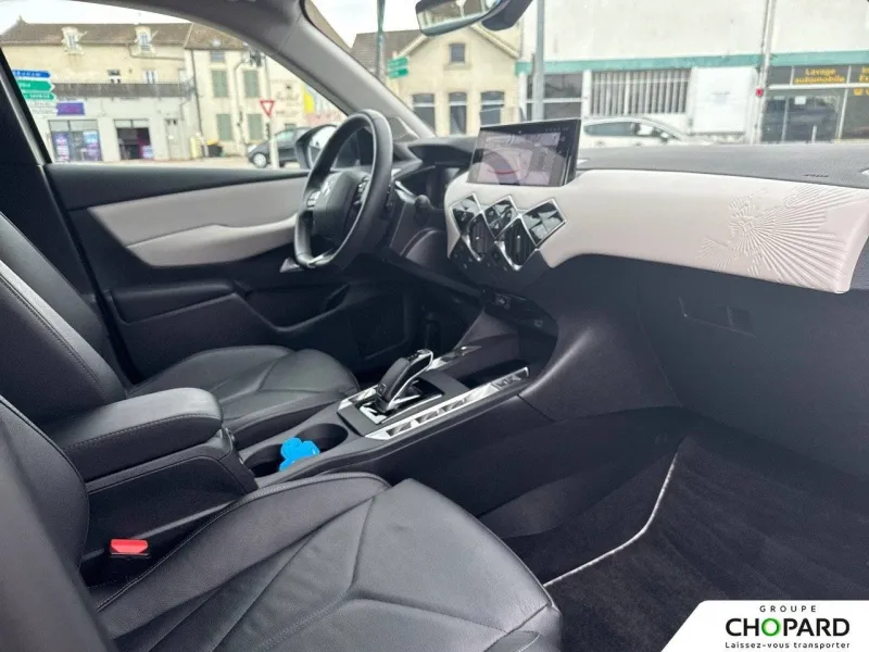 Image secondaire du véhicule 14