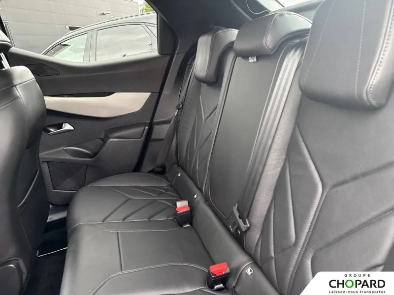 Image secondaire du véhicule 19