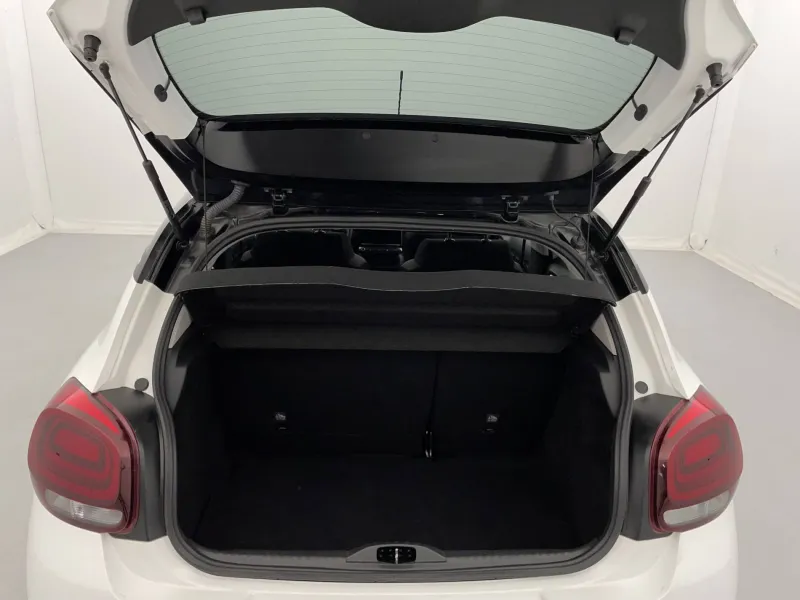 Image secondaire du véhicule 14