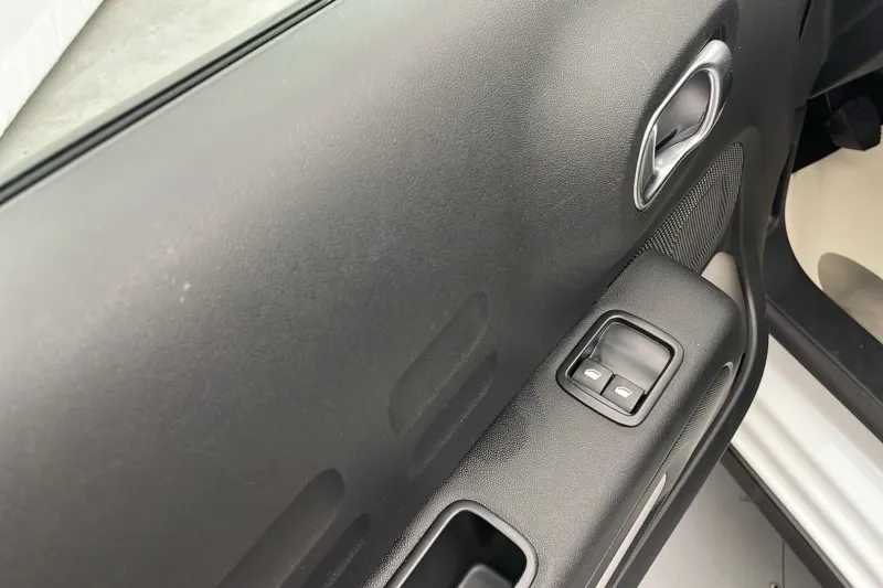 Image secondaire du véhicule 23