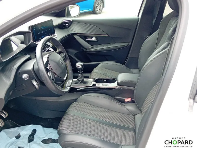 Image secondaire du véhicule 11