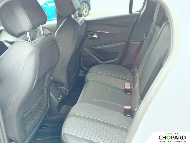 Image secondaire du véhicule 12