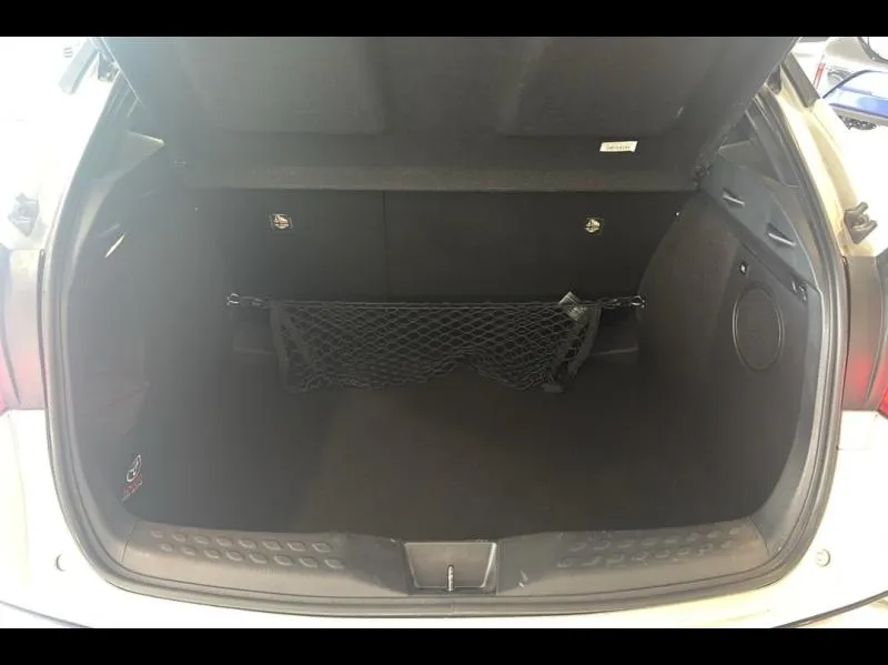 Image secondaire du véhicule 10