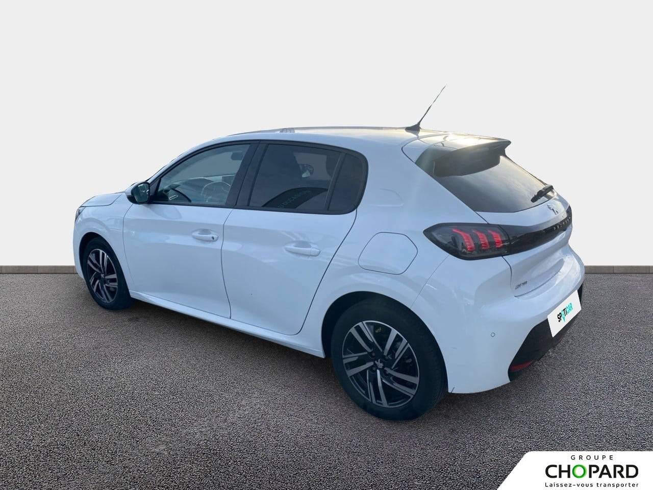 Image secondaire du véhicule 8