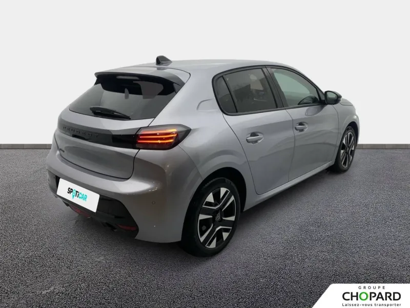 Image secondaire du véhicule 4